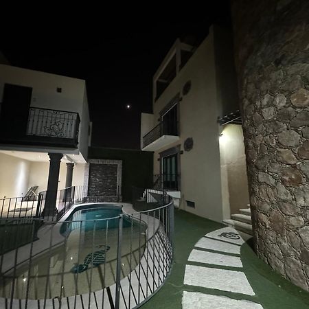 Macarena Guest House Альенде Экстерьер фото