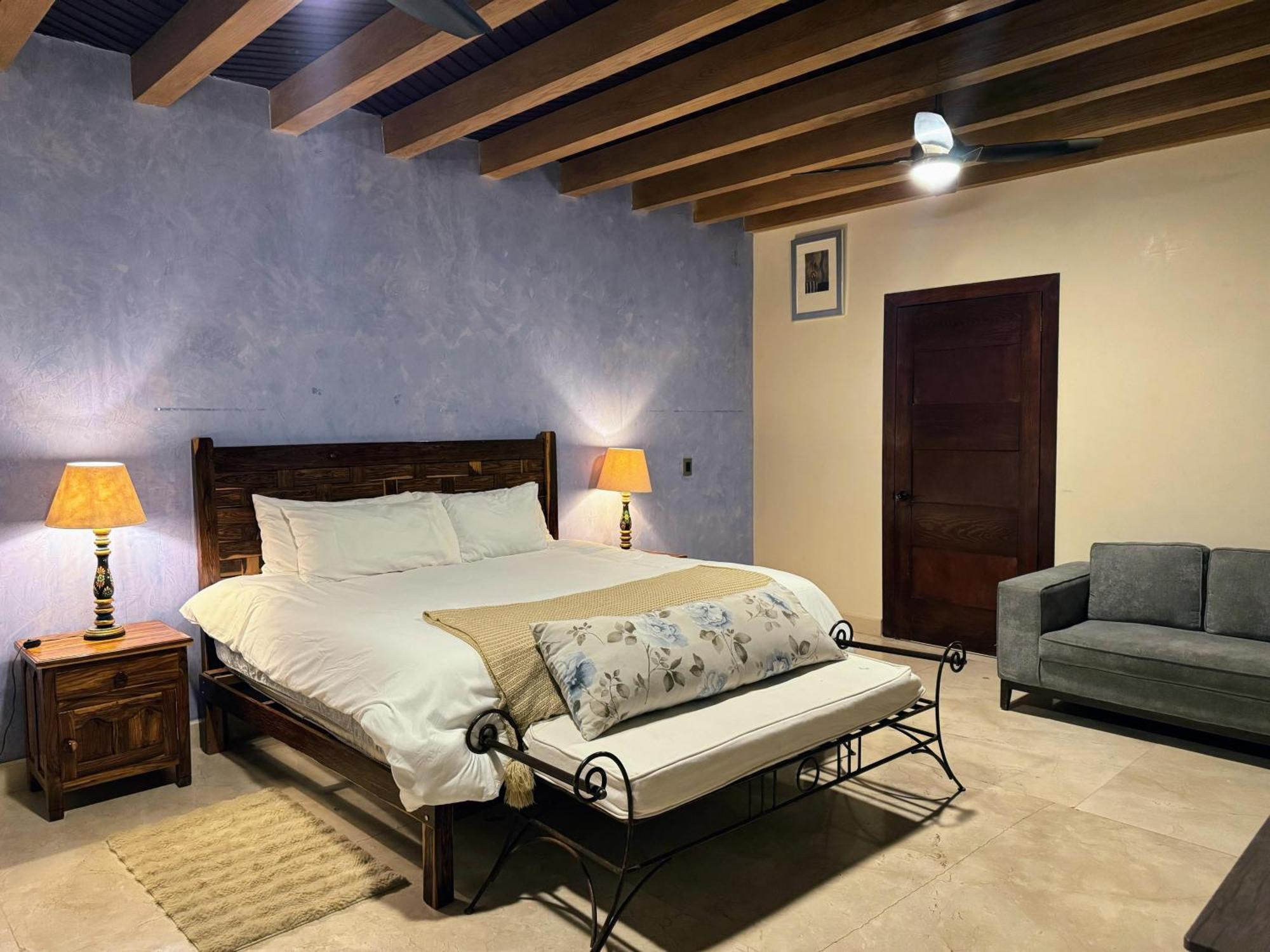 Macarena Guest House Альенде Экстерьер фото
