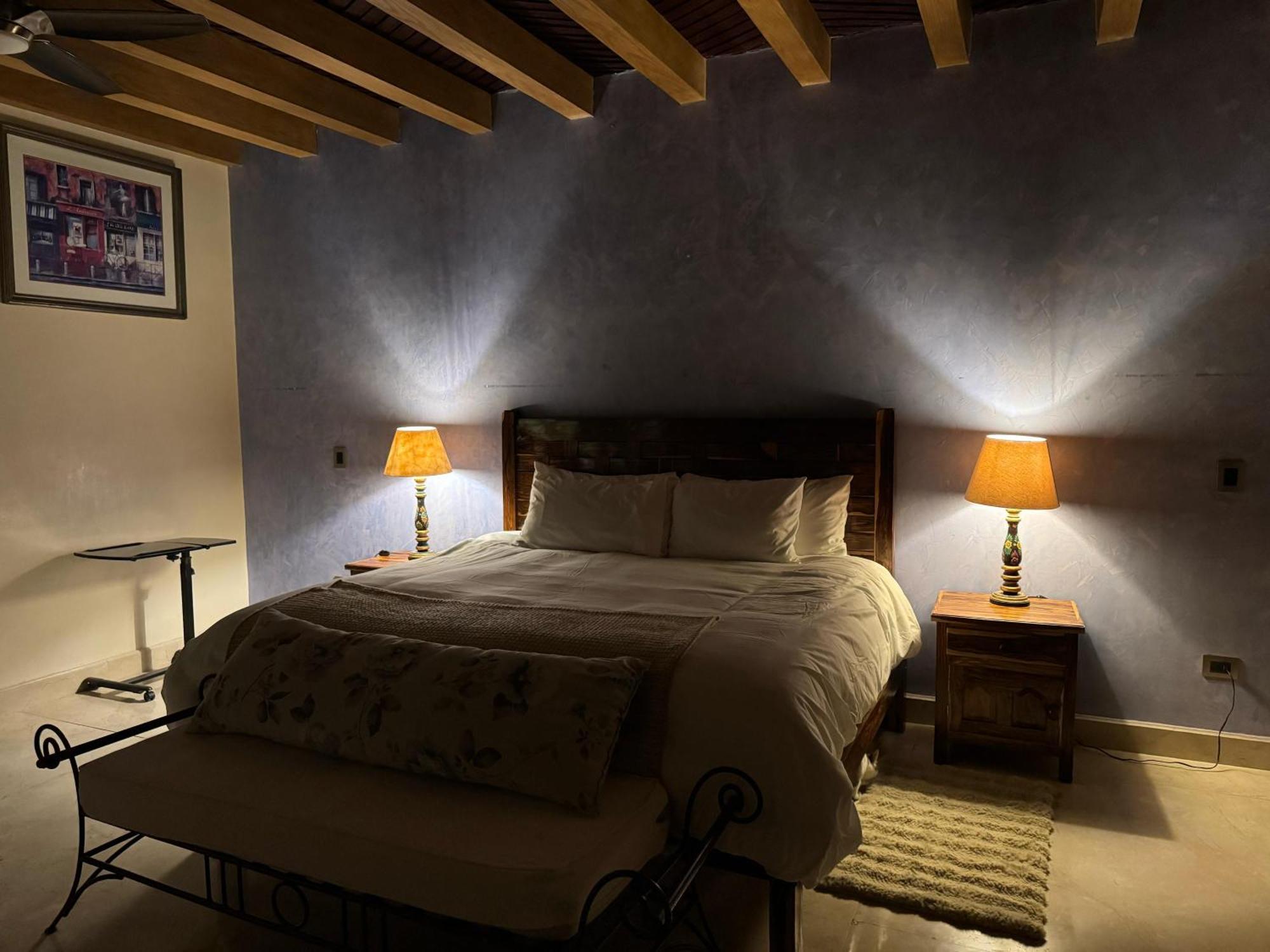 Macarena Guest House Альенде Экстерьер фото